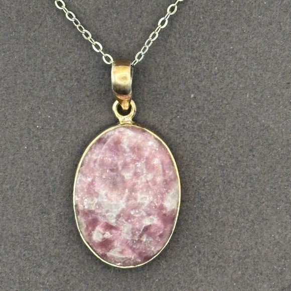 Oval Sparkling Pink Tourmaline Quartz Pendant in Silver 925 Setting on Chain - Picture 6 of 15